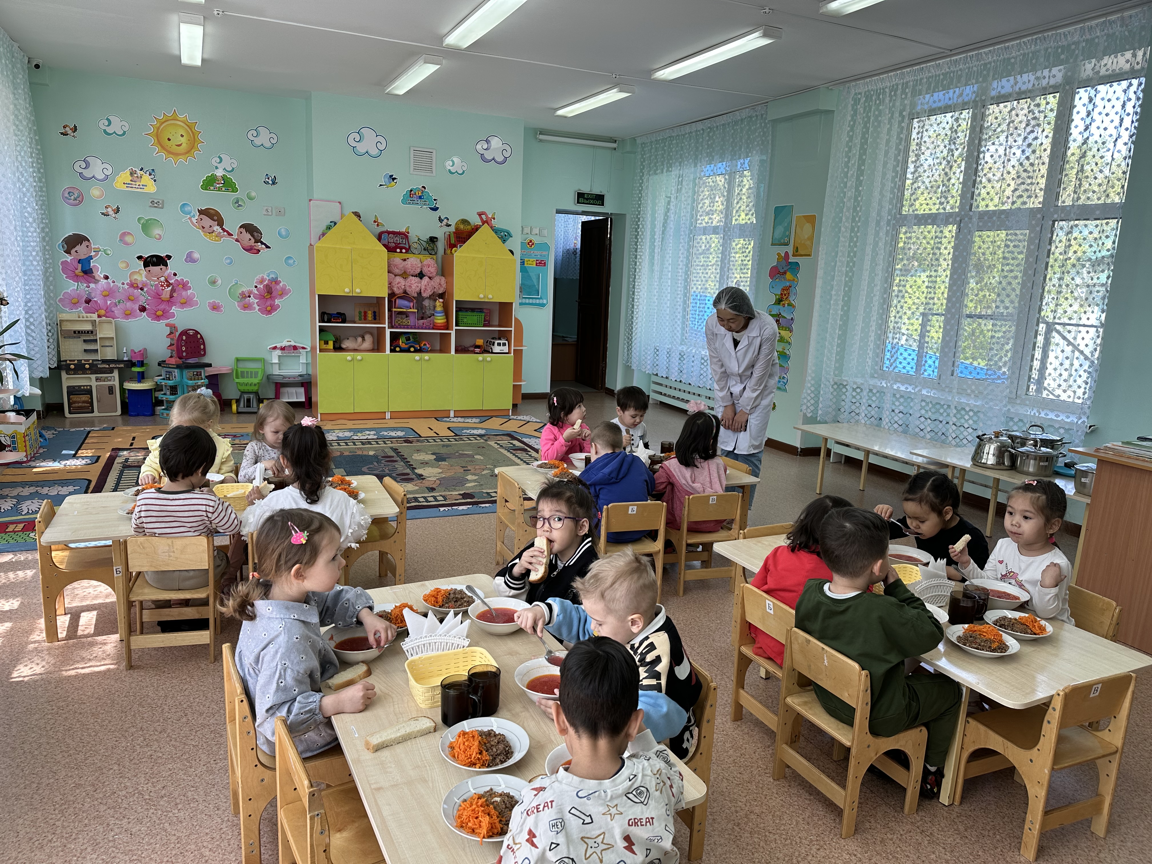 Оценка качества готовых блюд родителя группы "Цветочки" в детском саду